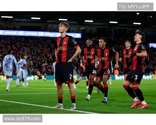 英锦标赛足球精彩纷呈各队争夺荣耀与梦想的激烈较量 英锦标赛足球精彩纷呈各队争夺荣耀与梦想的激烈较量