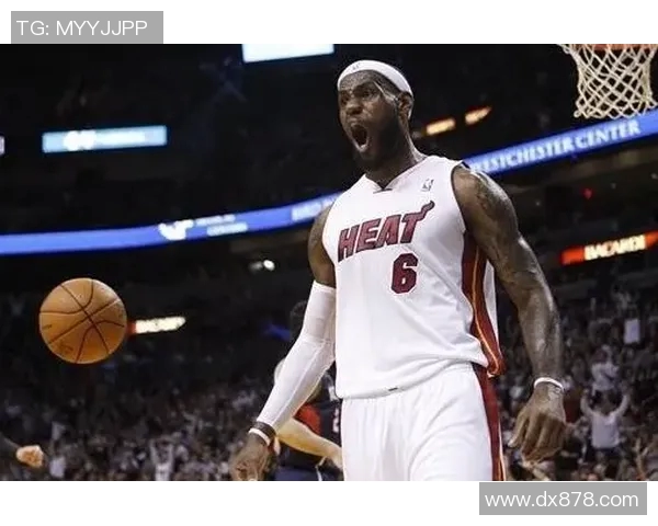 黑人足球明星的辉煌历程与对体育界的深远影响分析 黑人足球明星的辉煌历程与对体育界的深远影响分析