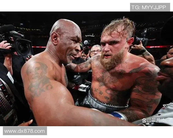 嘴炮与泰森的巅峰对决谁能笑到最后拳坛传奇的较量即将揭晓 嘴炮与泰森的巅峰对决谁能笑到最后拳坛传奇的较量即将揭晓